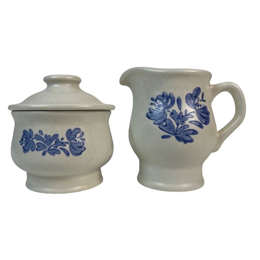Pfaltzgraff Yorktowne Creamer and Sugar Set